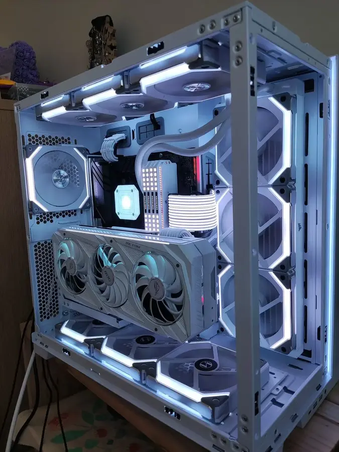 Build blanc RGB, ROG Strix